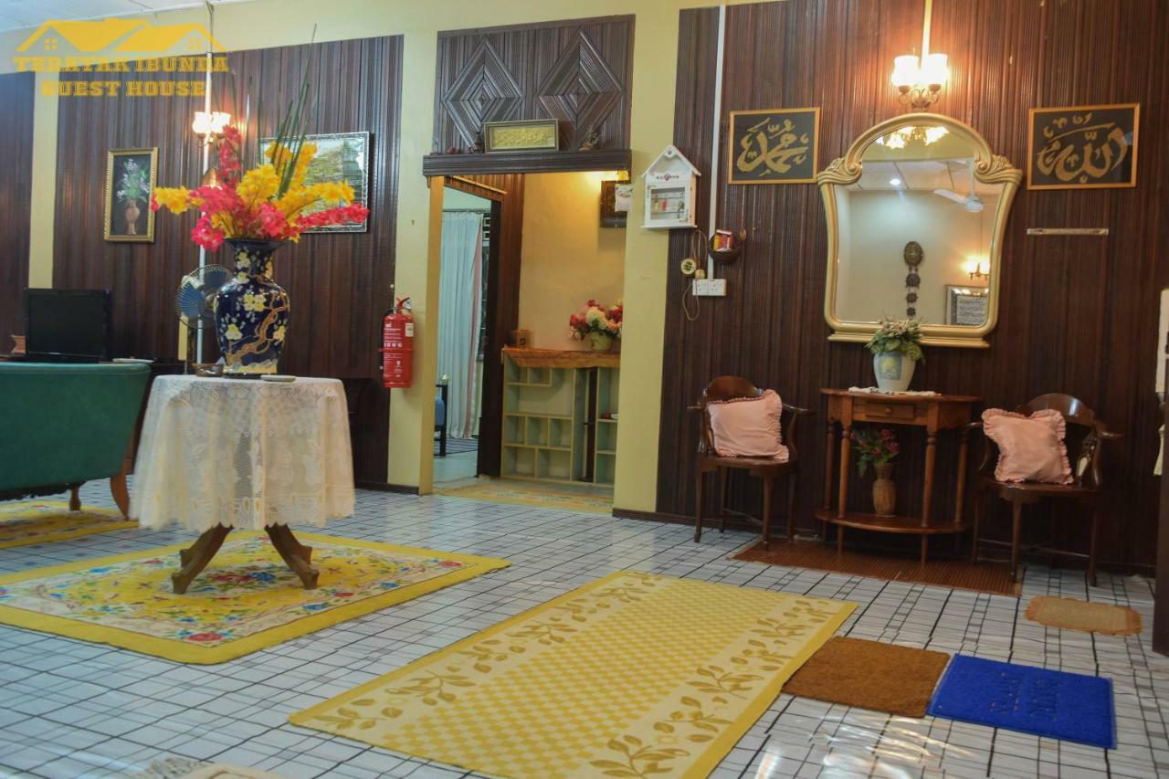 Teratak Ibunda Guest House Kota Bharu Exterior photo